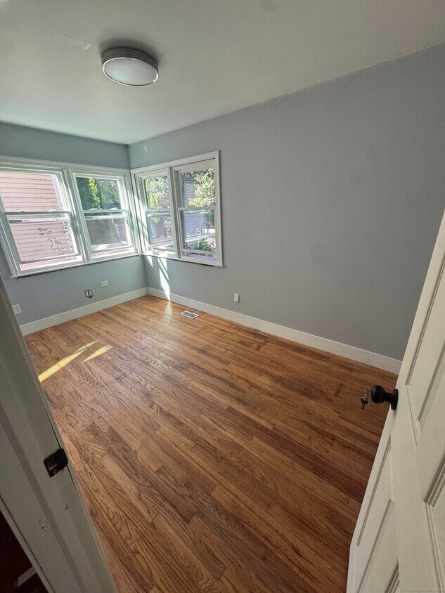 Foto principal - 26 Tyler St