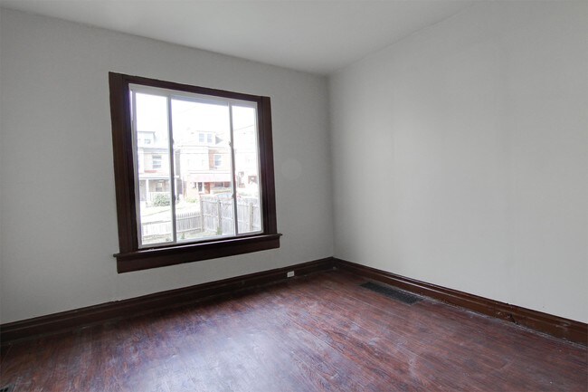 Building Photo - 3438 Fleming Ave