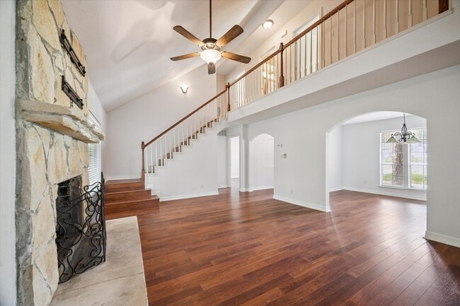 Building Photo - 23906 Northcrest Dr