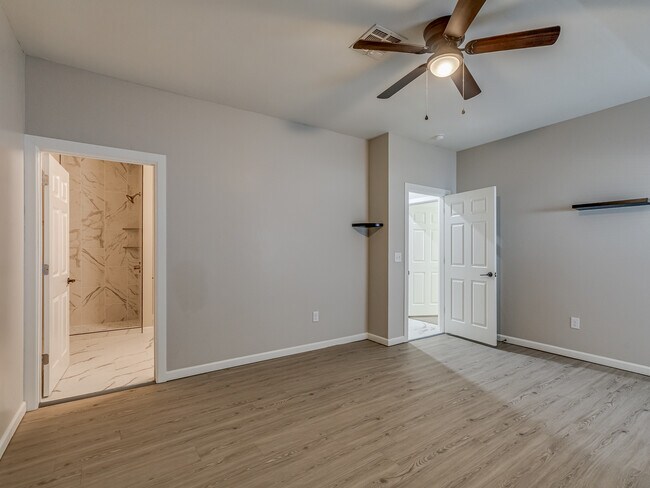 Foto del edificio - 1136 NW 99th St