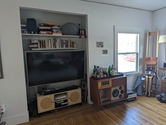 Foto del edificio - 4155 Webster St