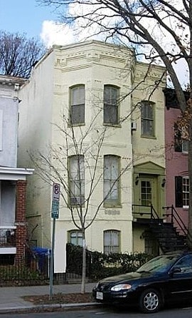 Building Photo - 602 E St SE