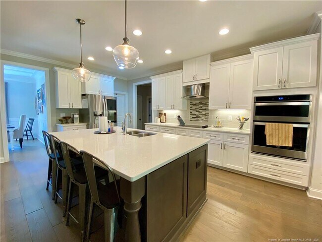 Building Photo - 46 Brookhill Ct