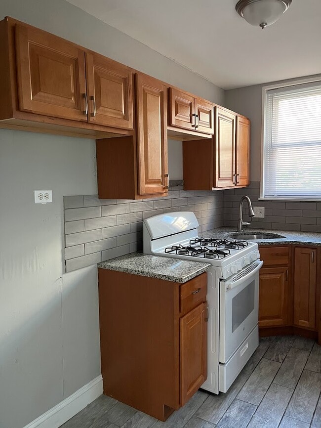 Building Photo - 2343 S Bucknell St