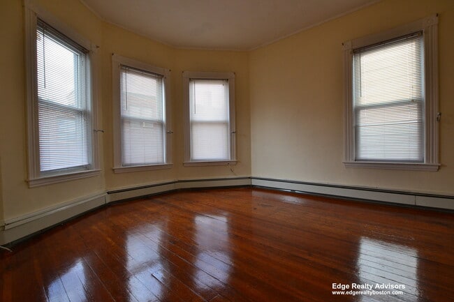 Foto del edificio - 3 Washburn Ter