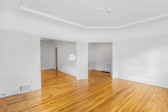 Building Photo - 632 Cabrillo St