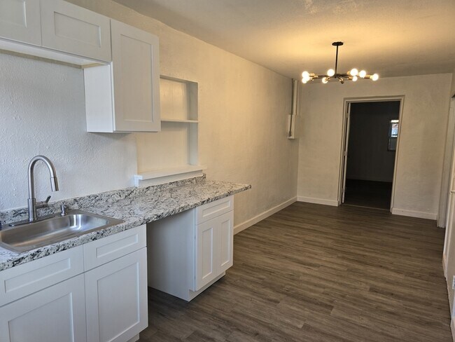 Foto del edificio - 1624 Coral Way