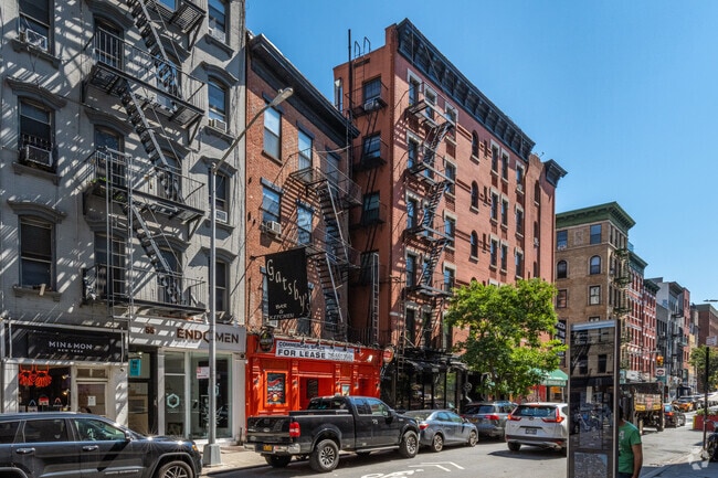 Exterior - 53 Spring St