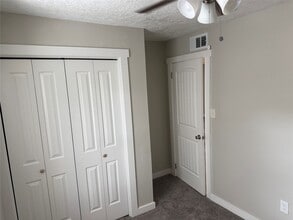 Building Photo - 505 Waco St