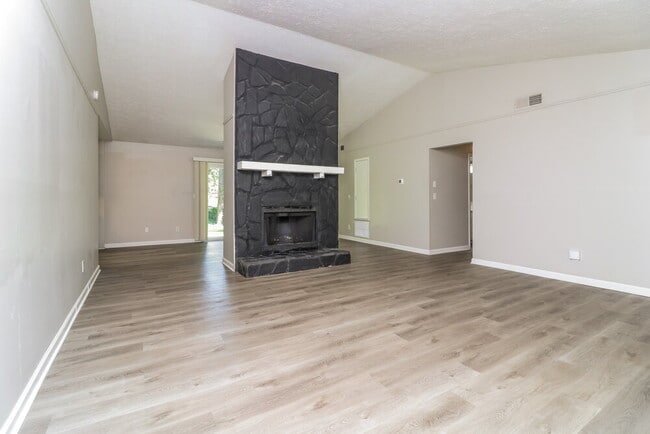 Foto del edificio - 3000 Owens Meadow Dr NW