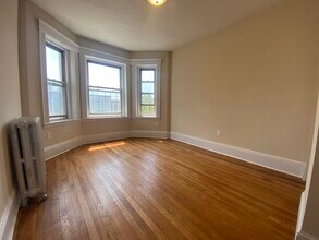 Building Photo - 327 Huntington Ave
