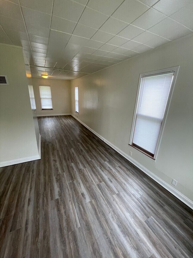Foto del edificio - Updated 5 Bedroom House for Rent