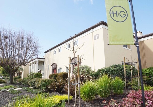 Building Photo - Hillsdale Garden