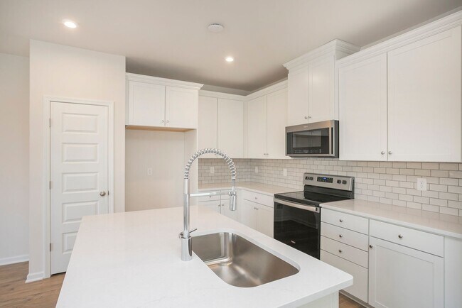 Foto del edificio - 5342 Bellflower Hls