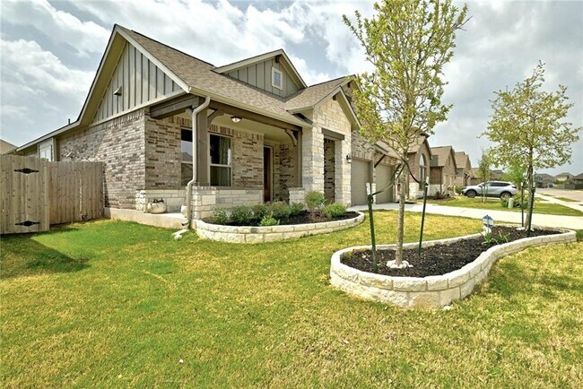 Building Photo - 3717 Fieldfare Dr