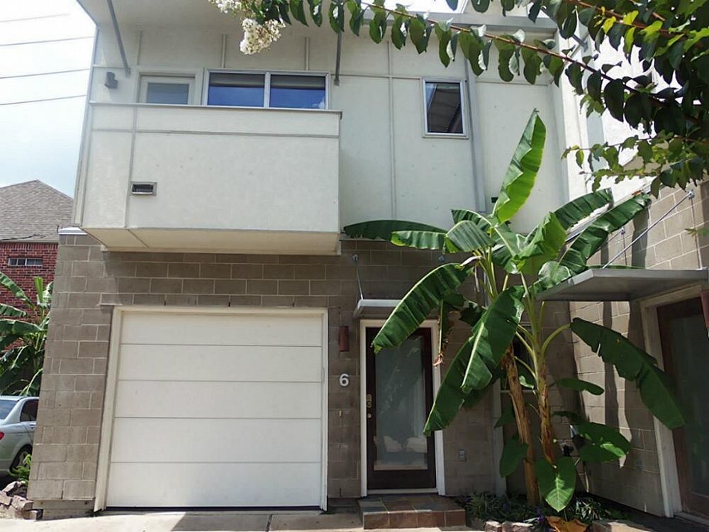 5920 Fairdale Ln, Houston, TX 77057 House for Rent in Houston, TX