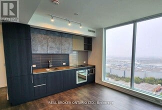 Building Photo - 1000 Portage Pkwy