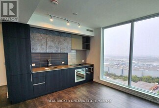 Building Photo - 1000 Portage Pkwy