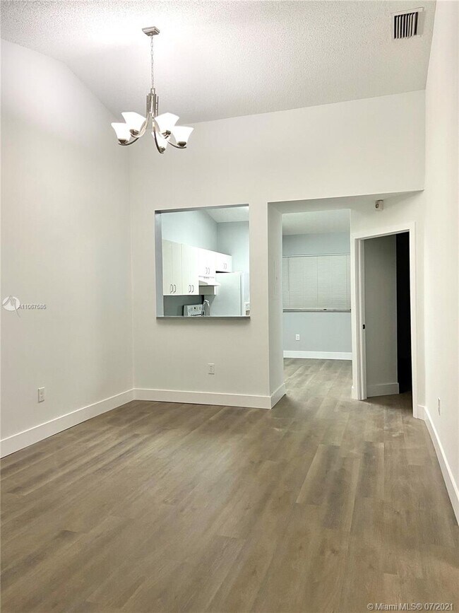 Building Photo - 6955 NW 173rd Dr