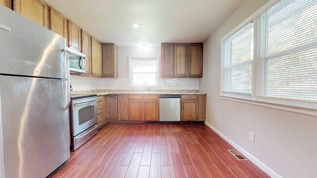 Foto del edificio - 505 Buck Branch Dr