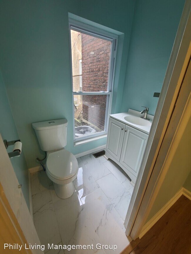 Foto del edificio - 3 br, 1.5 bath House - 47 E Collom Street