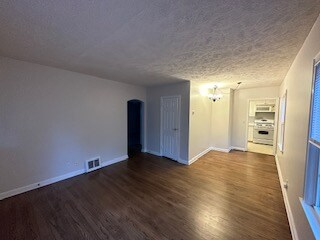 Foto del edificio - 1030 O'Malley Cir