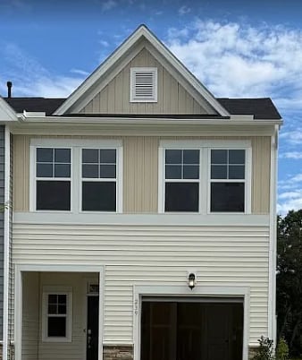 Building Photo - 239 Paramount Dr