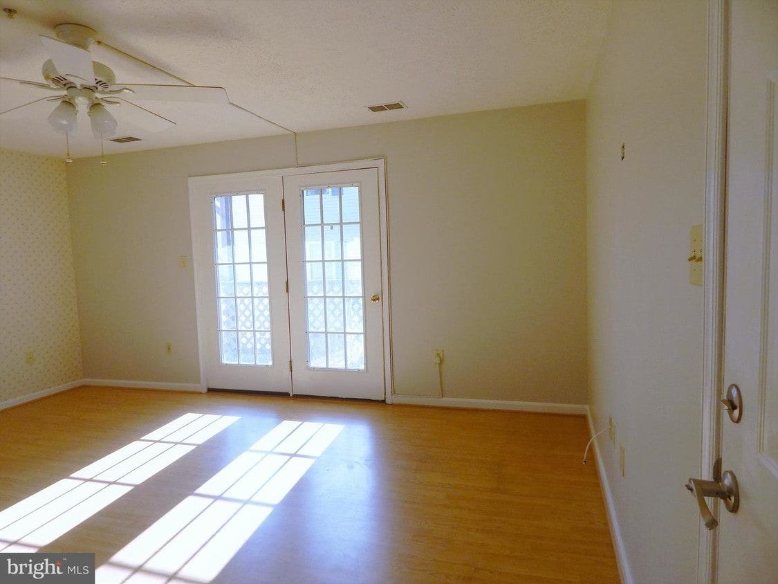 1288 S Ox Rd, Woodstock, VA 22664 Room for Rent in Woodstock, VA