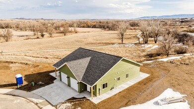 Building Photo - 3035 Real Bird Wy