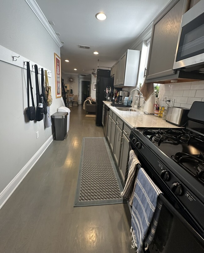 Kitchen - 763 S 15th St