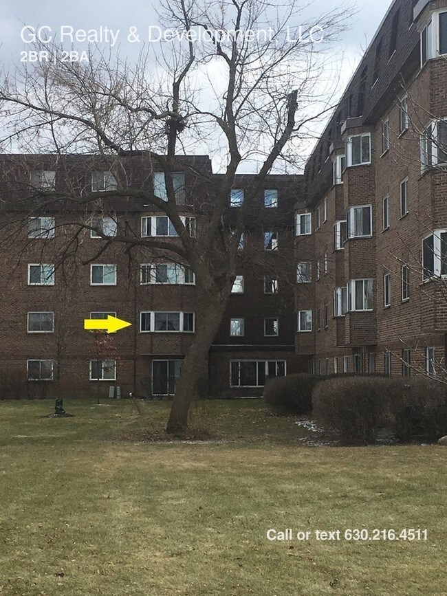 Foto del edificio - 220 S Roselle Rd