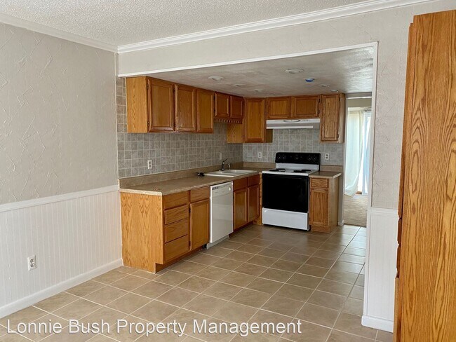 Building Photo - 3 br, 2.5 bath House - 3776 Chancery Lane