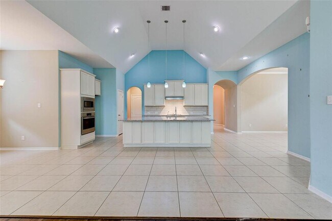 Building Photo - 2603 Deerwood Heights Ln