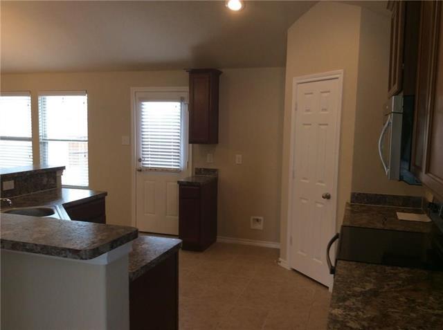 Foto del edificio - 2824 Stonewall Ln