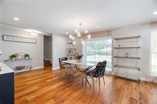 Foto del edificio - 5816 Fox Hill Ln