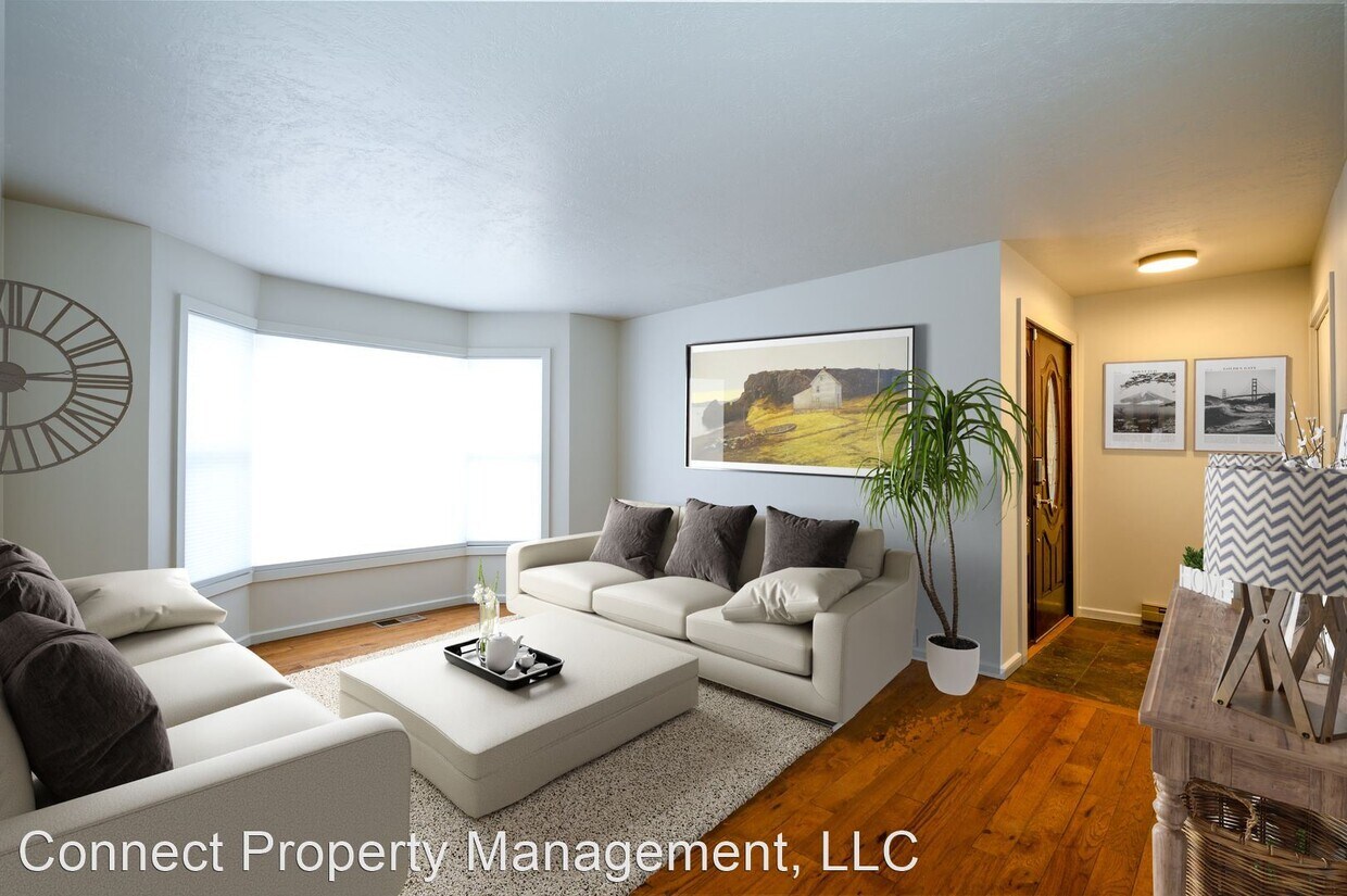 Foto principal - 6 br, 3.5 bath House - 121 W Graf Street