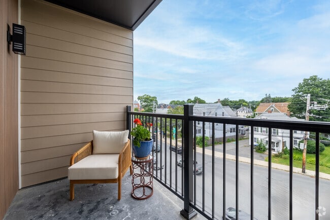 1BR, 1BA - 715F - Balcony - Natick Corner