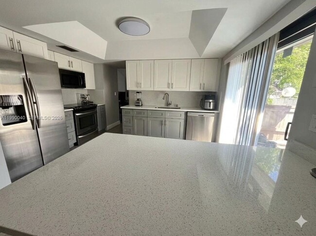 Foto del edificio - 3931 SW 84th Terrace