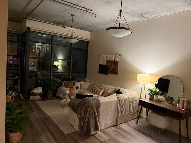 Foto del edificio - 1050 Island Ave