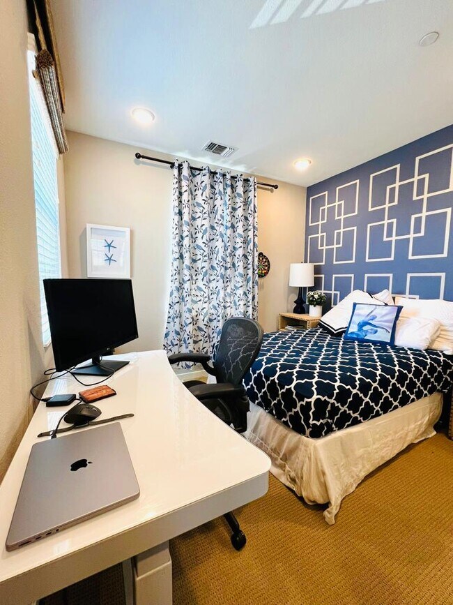 Foto del edificio - 37647 Shelter Rd