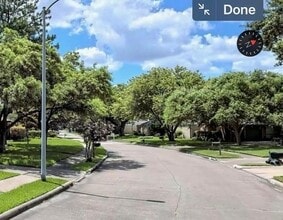 Building Photo - 2206 Round Lake Dr