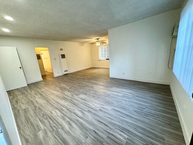 Foto del edificio - 3728 S Bentley Ave