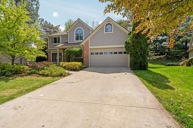 Photo - 254 Hunters Trail (Ann Arbor, MI) House