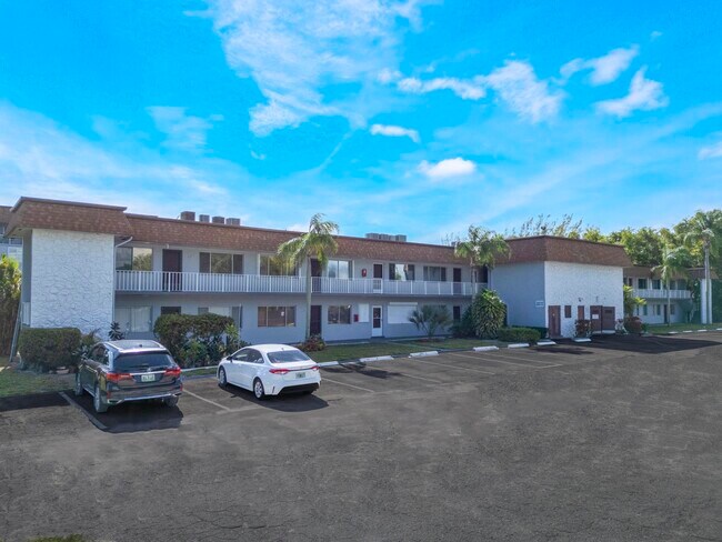 Foto del edificio - 2878 Donnelly Dr