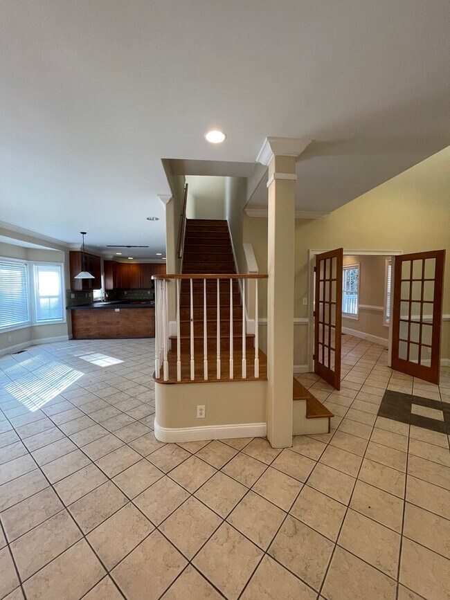 Foto del edificio - Large House near UNCC with plenty of parking!