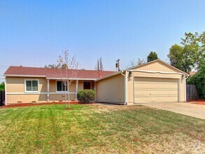 Building Photo - 5913 Ashworth Way
