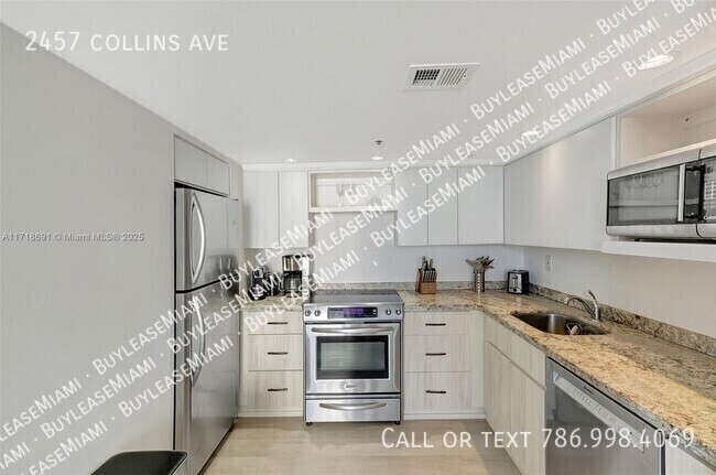 Foto del edificio - 2457 Collins Ave
