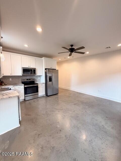 Foto del edificio - 513 Highland Park Ln