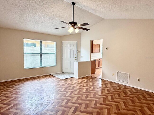 Building Photo - 1215 Creekbottom Cir