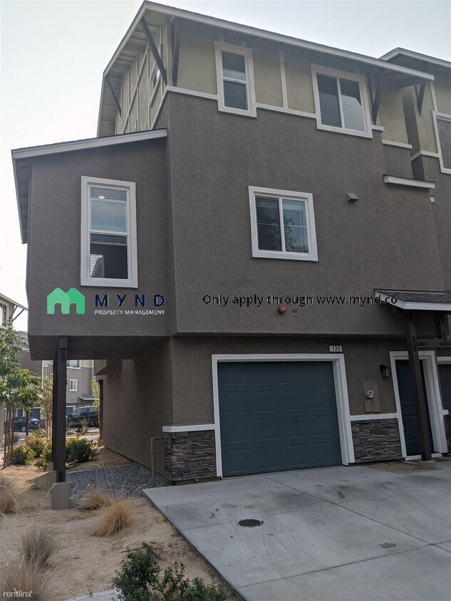 Primary Photo - 3 br, 3 bath Townhome - 135 Mark Jeffrey Ln